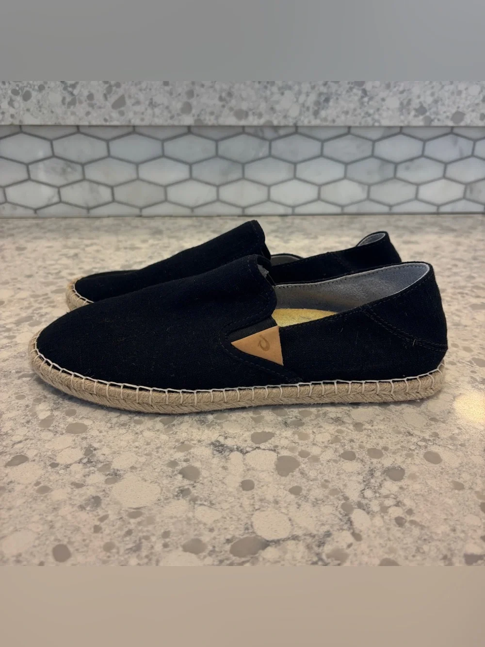 Olukai Women’s kaula pa'a kapa espadrille, Size 9